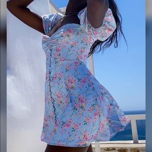 Ditsy Floral Print Puff Sleeve Buttoned Dress